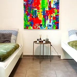 Topflat Mit Kueche I Gratis Parkplatz I Drei Schlafzimmer I Zentrumnah Apartment Dortmund